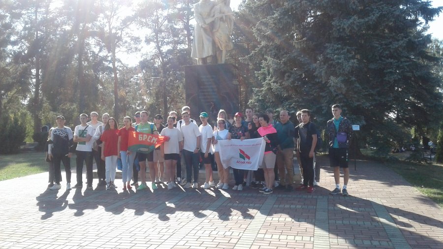 МОЛОДЁЖЬ В ЕДИНСТВЕ